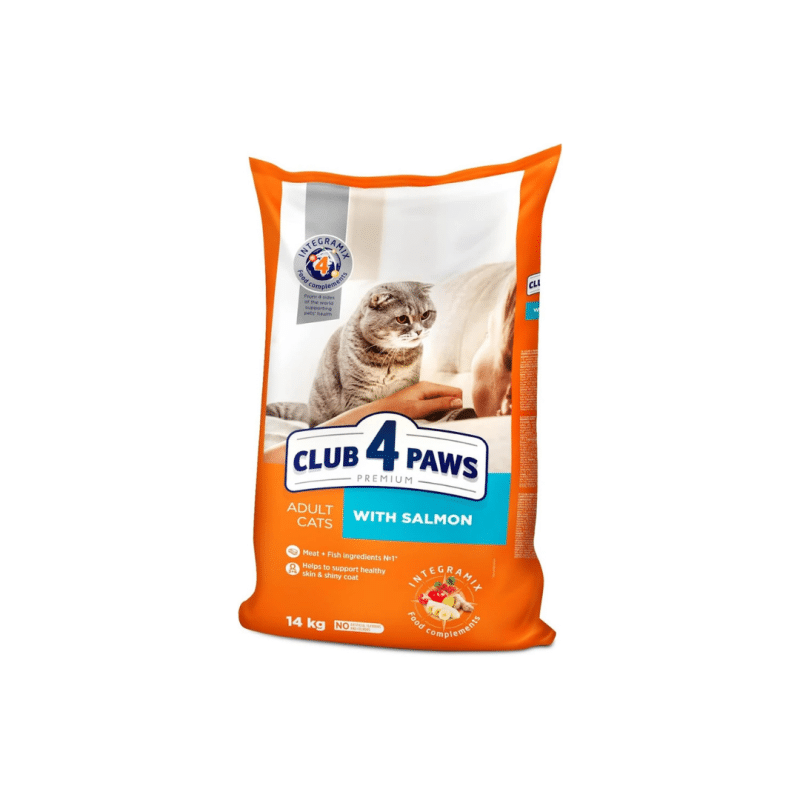 CLUB 4 PAWS Premium With Salmon Adult Cats Dry Food
